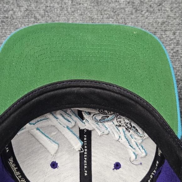 Charlotte Hornets Script Snapback Hat Mitchell & Ness Retro Wool Purple Cap - Picture 8 of 10